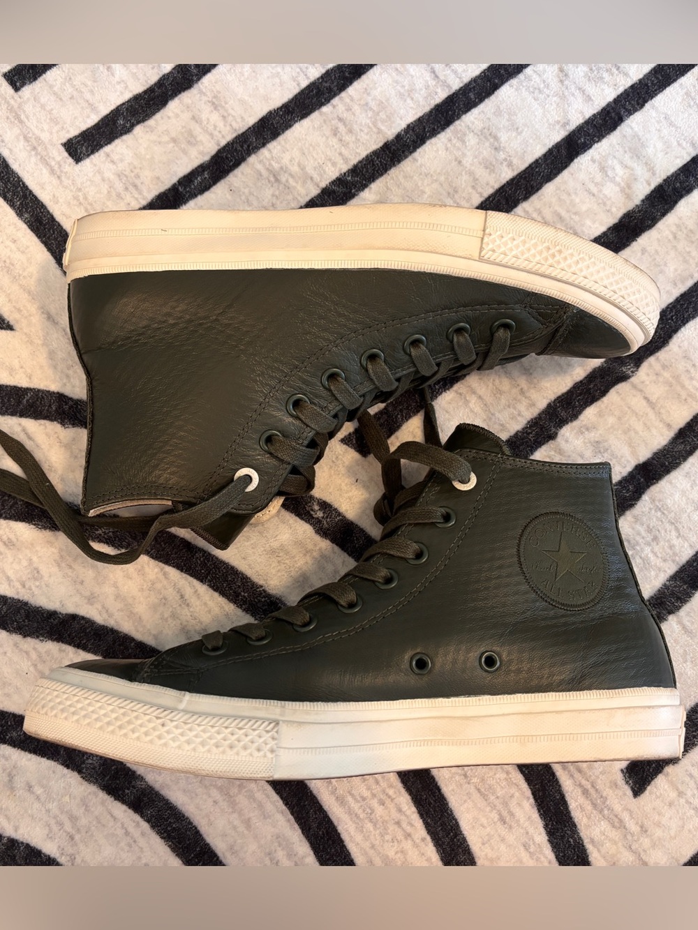 Men’s Converse All Star high top leather sneakers